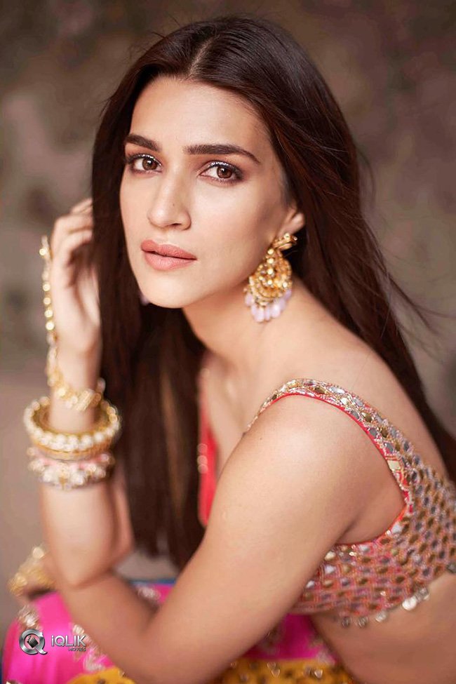 Kriti-Sanon